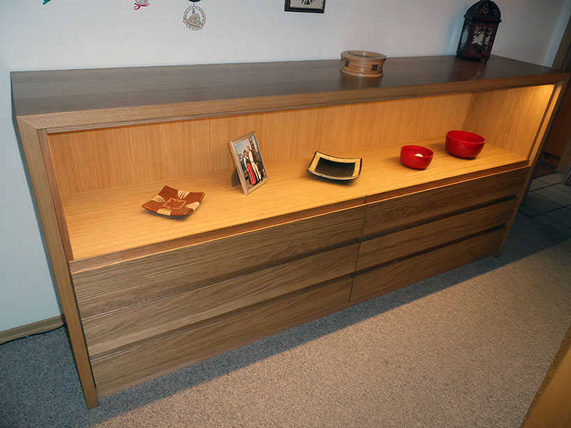 Sideboard in Eiche geölt, integrierte LED Beleuchtung