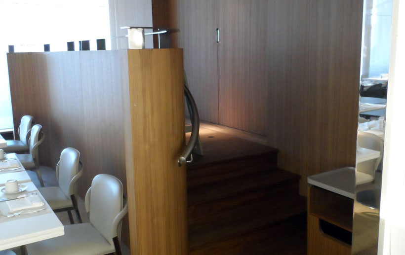 mobile Treppe, Nussbaum geölt mobile Treppe, Nussbaum geölt